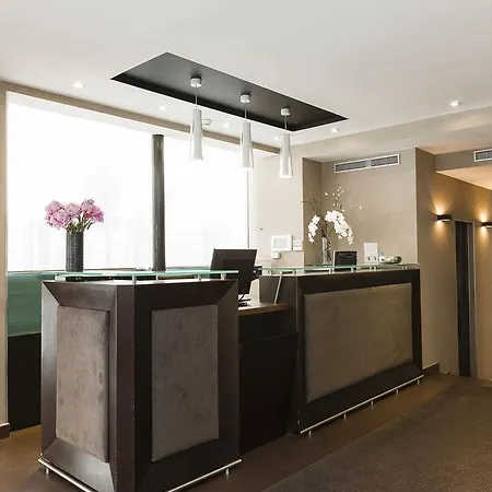 Hotel Elysees Bassano Paris