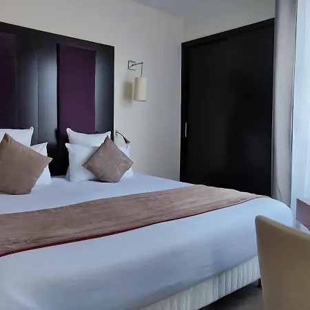 Elysees Bassano Hotel Paris