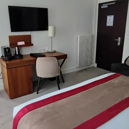 Elysees Bassano 4* פריז