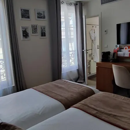 Elysees Bassano Paris