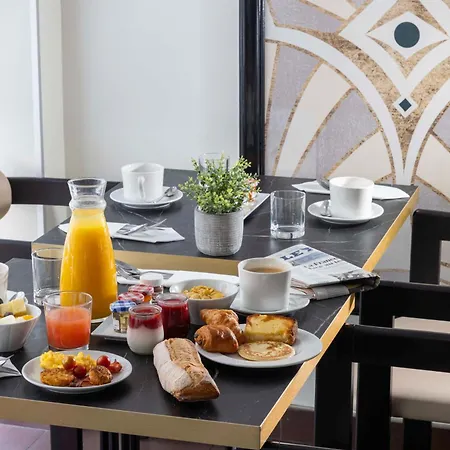 Hotel Elysees Bassano Paris