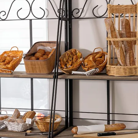 Elysees Bassano Otel