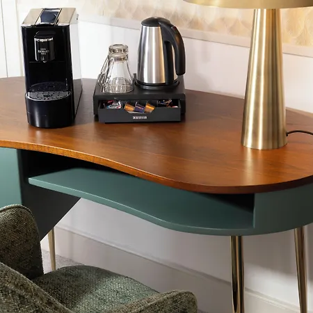 Elysees Bassano 4* Paris