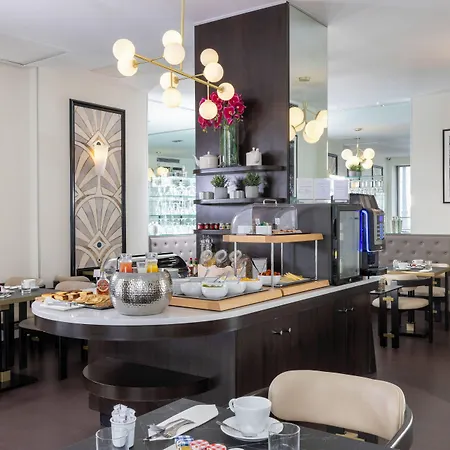 Hotel Elysees Bassano Paris