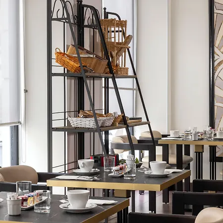 Elysees Bassano Hotel 4*