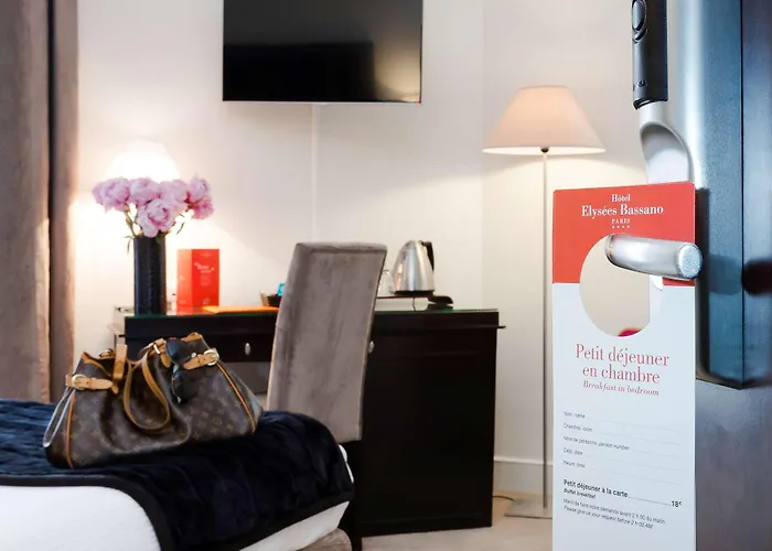 Hotell Elysees Bassano 4*