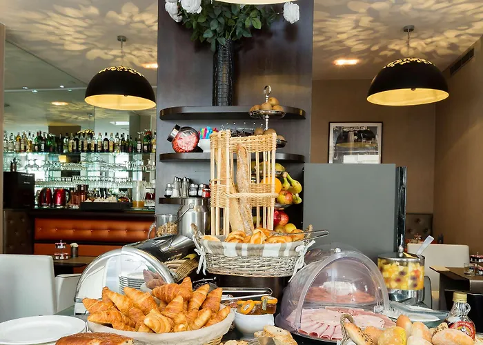 Hotell Elysees Bassano Paris