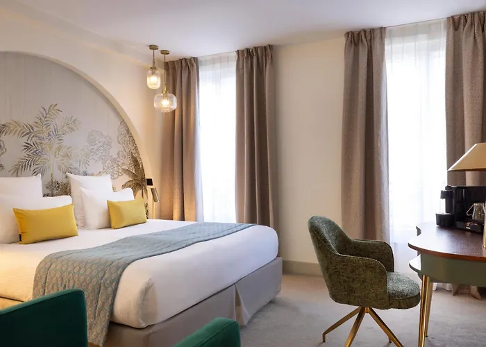 Elysees Bassano 4* Paris