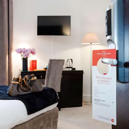 מלון Elysees Bassano 4*