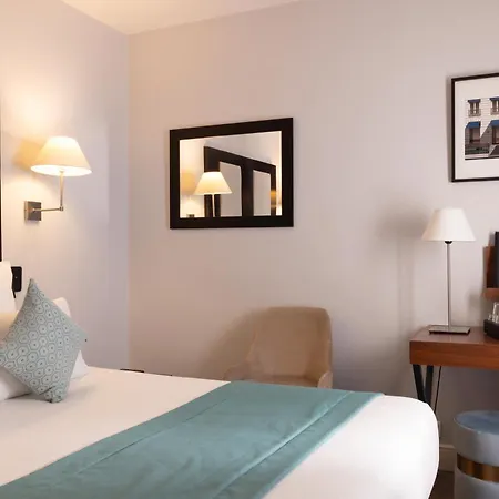 Elysees Bassano 4*