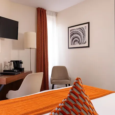 Elysees Bassano 4* פריז