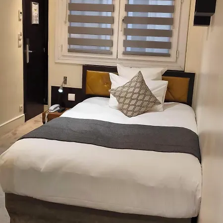 Elysees Bassano Hotel Paris